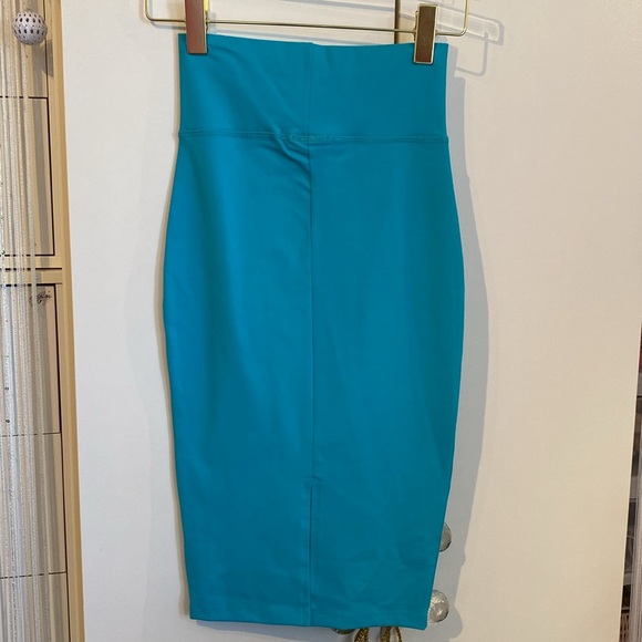 Bebe Turquoise Midi Knit Pencil Skirt Size XS NWT - Picture 2 of 16